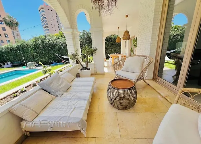 Villa De Lujo En Playamar