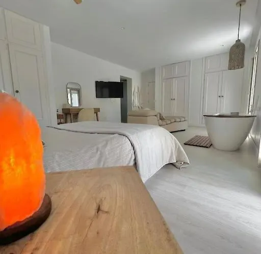 Villa De Lujo En Playamar Torremolinos