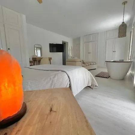 Villa De Lujo En Playamar Torremolinos