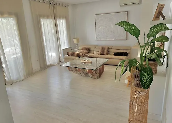 De Lujo En Playamar Торремолинос